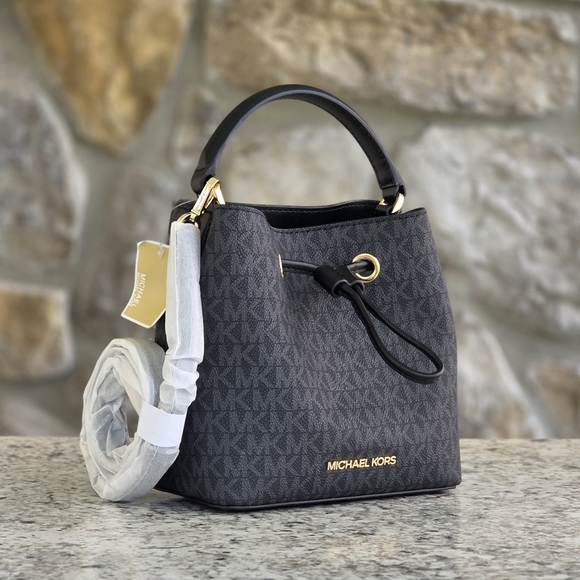 Michael Kors Handbags - Michael Kors Suri Logo Small Black Crossbody